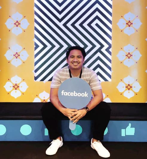 Sherwin Anos at Facebook